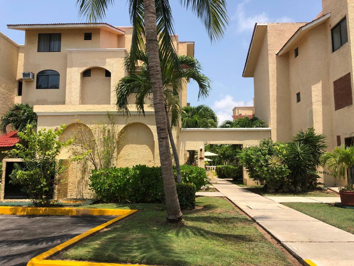 Tropical Apartment Cancún Exterior foto